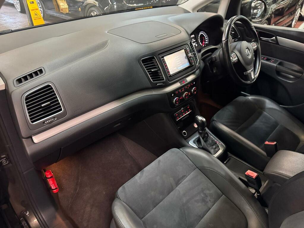 Volkswagen Sharan 2.0 Se Tdi Bluemotion Technology 148 Bhp Silver #22