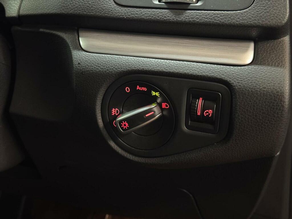 Volkswagen Sharan 2.0 Se Tdi Bluemotion Technology 148 Bhp Silver #38