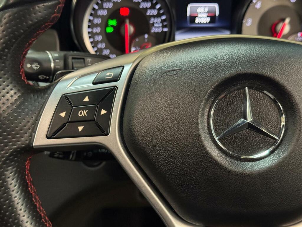 Mercedes-Benz GLA Class Gla 200D Amg Line Blue #49