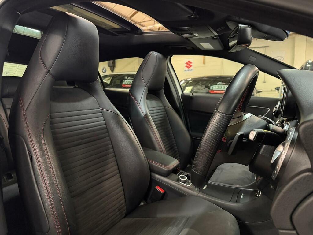 Mercedes-Benz GLA Class Gla 200D Amg Line Blue #22