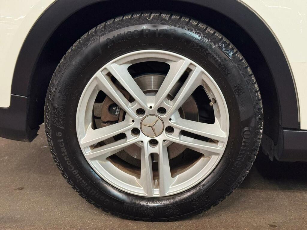 Mercedes-Benz GLA Class Gla 200D Amg Line Blue #14