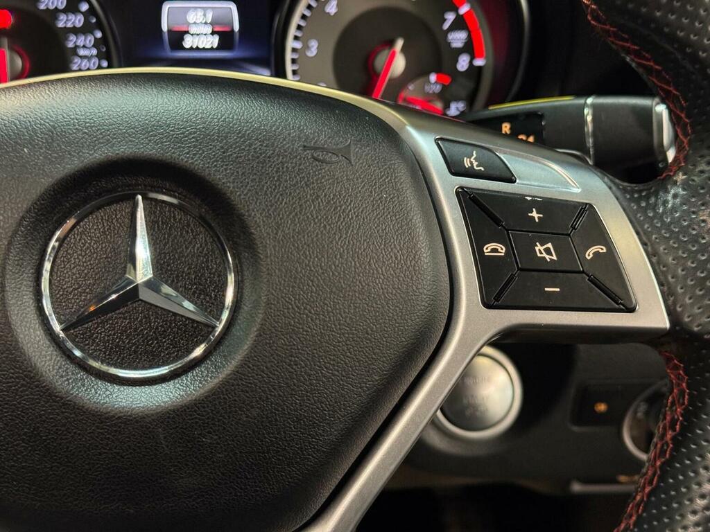 Mercedes-Benz GLA Class Gla 200D Amg Line Blue #47