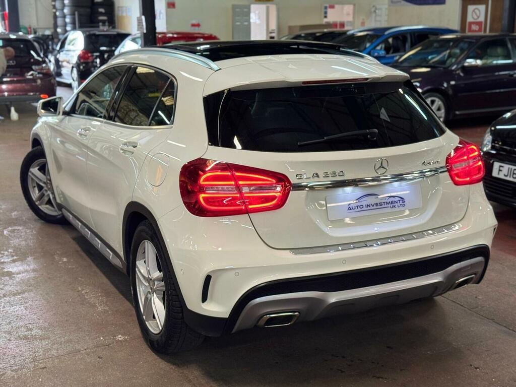Mercedes-Benz GLA Class Gla 200D Amg Line Blue #8