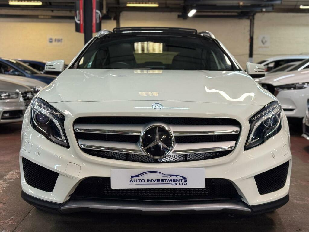 Mercedes-Benz GLA Class Gla 200D Amg Line Blue #2