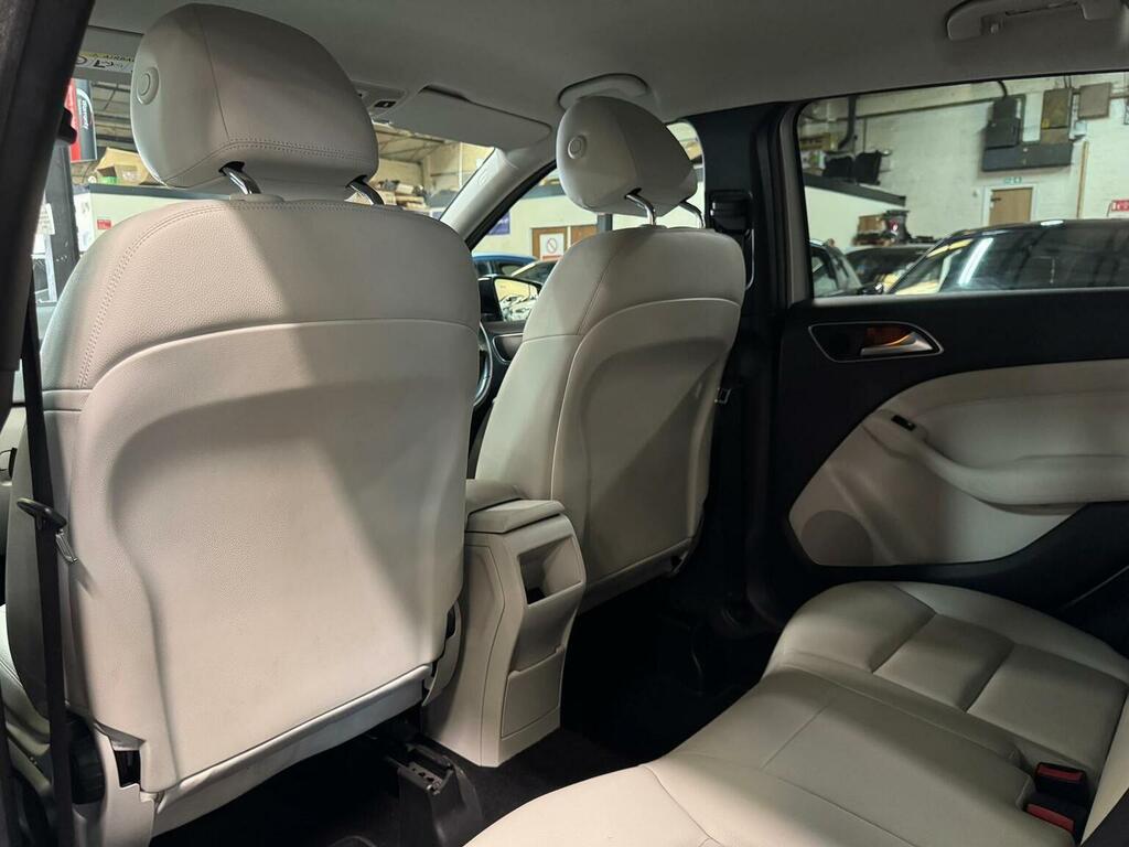 Mercedes-Benz B Class 1.5 B180 Cdi Blueefficiency Sport 109 Bhp Grey #28