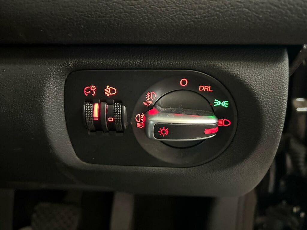 Audi A3 1.6 L 1.6 Tdi Sport Sportback Euro 5 Ss Black #28