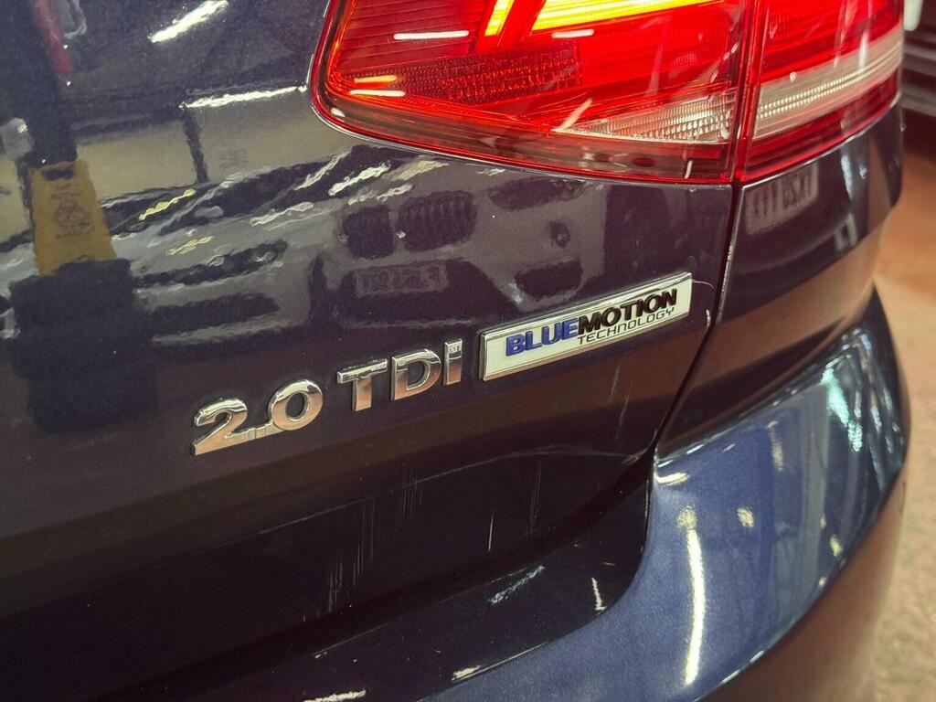 Volkswagen Passat 2.0 Tdi Se Business Brown #17