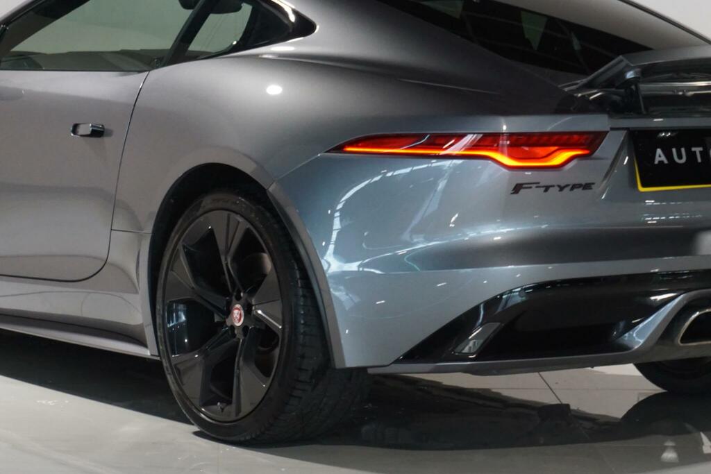 Jaguar F-Type  Red #38