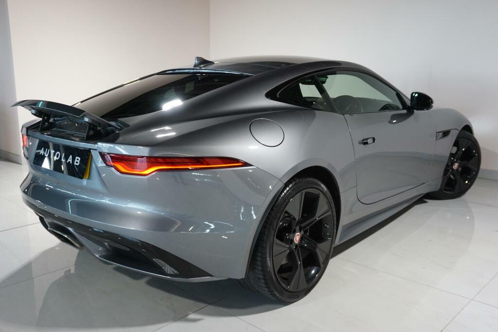 Jaguar F-Type  Red #19