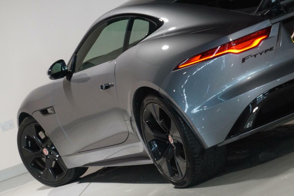 Jaguar F-Type  Red #34