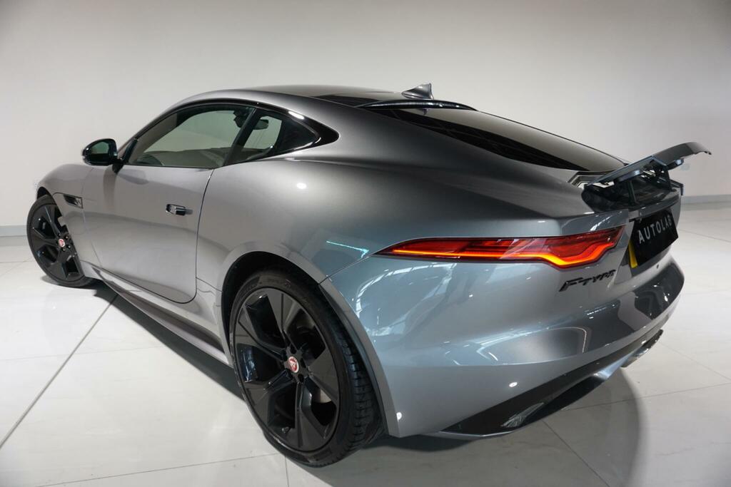 Jaguar F-Type  Red #17