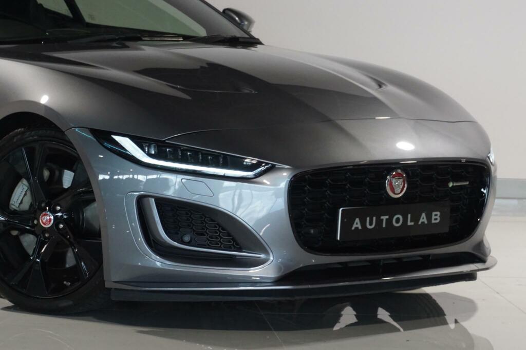 Jaguar F-Type  Red #35