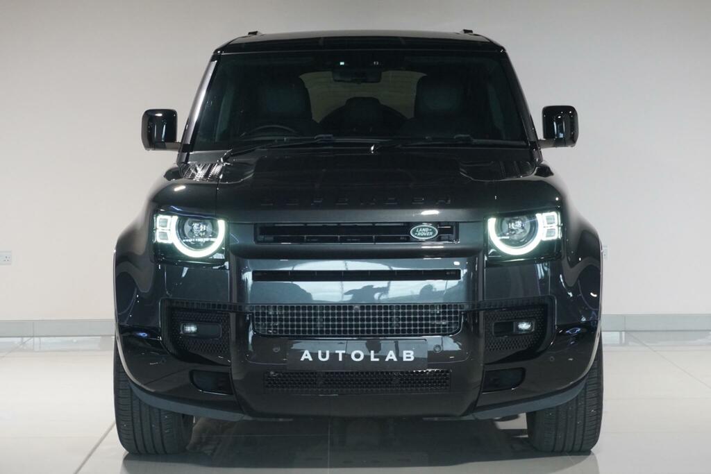 Land Rover Defender 110 2.0 P400e 15.4Kwh Grey #4