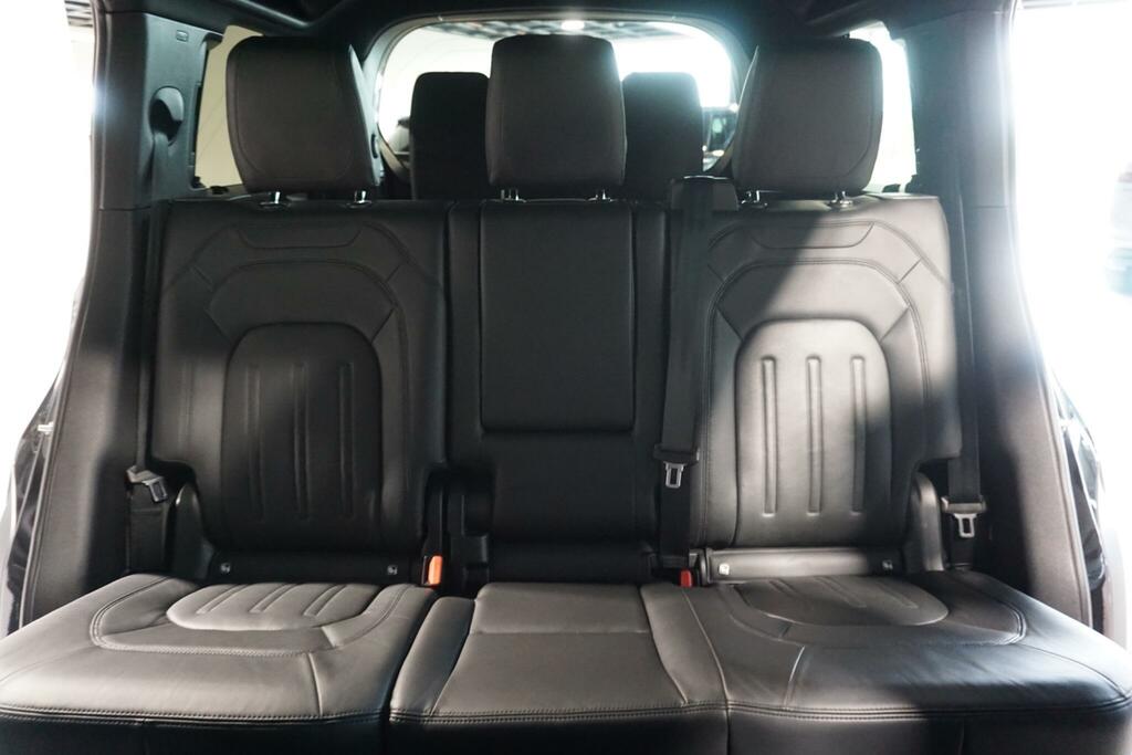 Land Rover Defender 110 X-dynamic S Grey #7