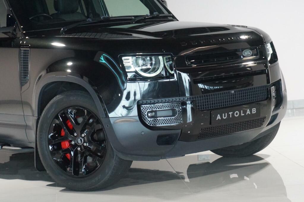 Land Rover Defender 110 X-dynamic S Grey #38