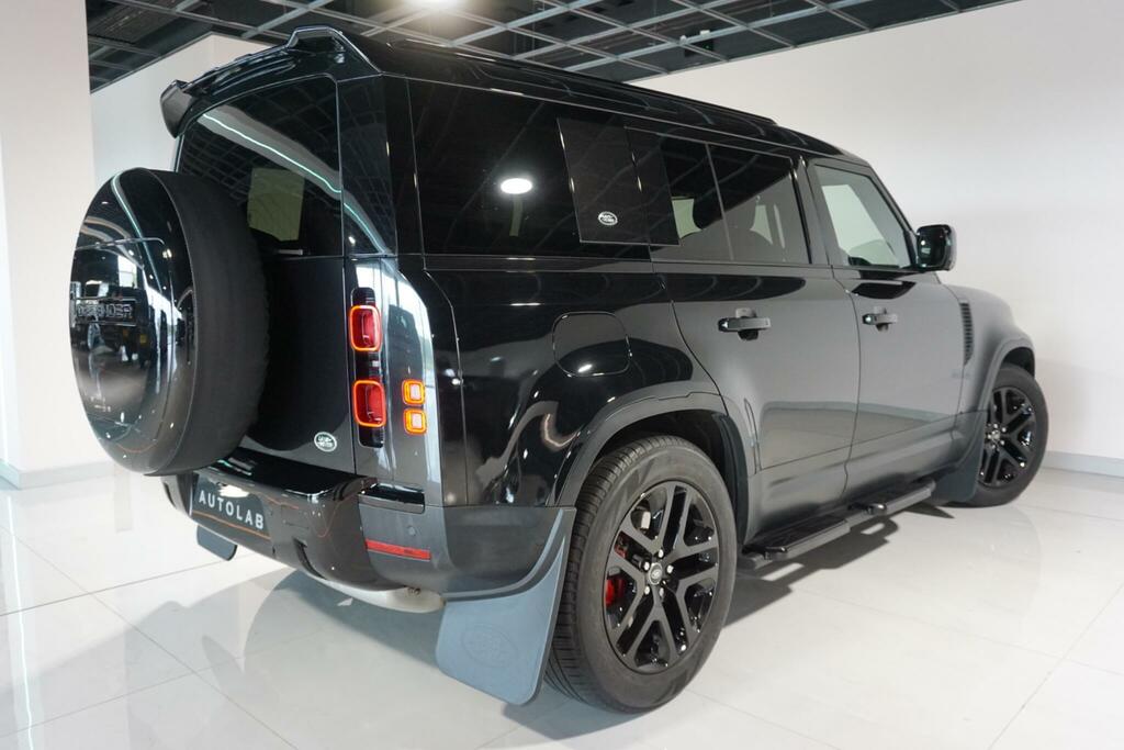 Land Rover Defender 110 X-dynamic S Grey #26