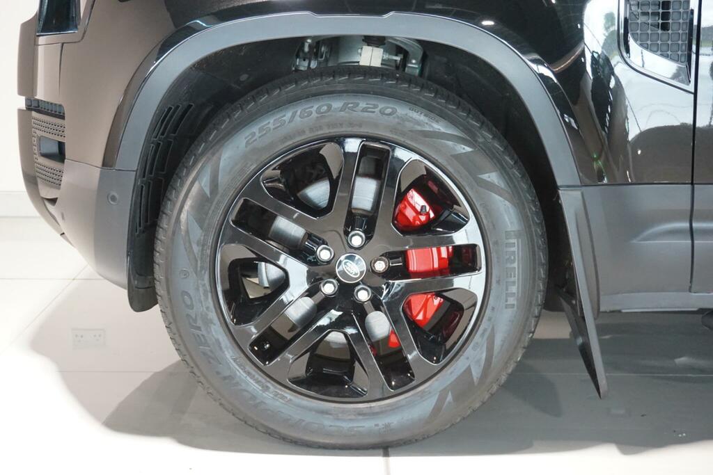 Land Rover Defender 110 X-dynamic S Grey #72