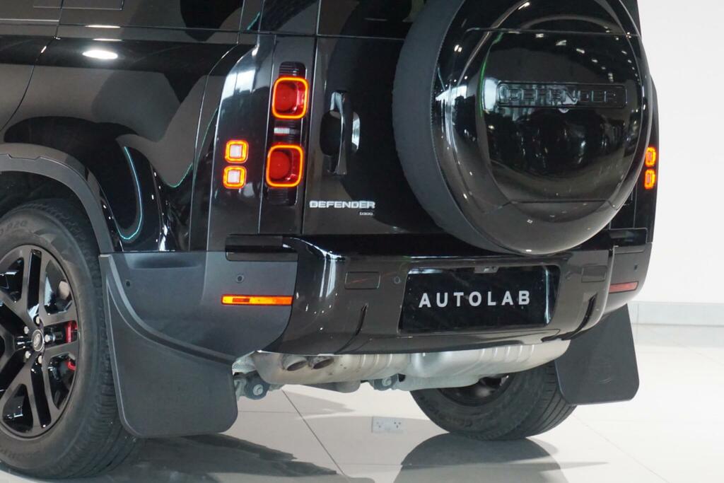 Land Rover Defender 110 X-dynamic S Grey #43