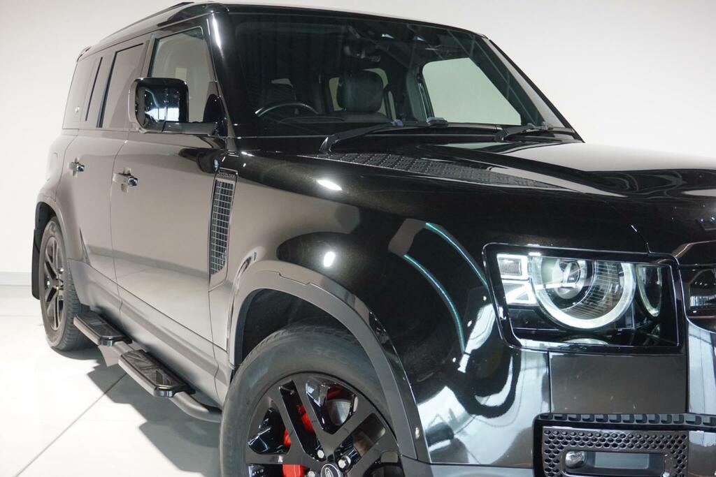 Land Rover Defender 110 X-dynamic S Grey #48