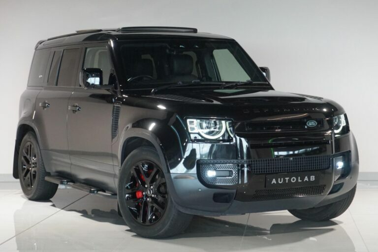 Land Rover Defender 110 3.0 D300 Mhev Black