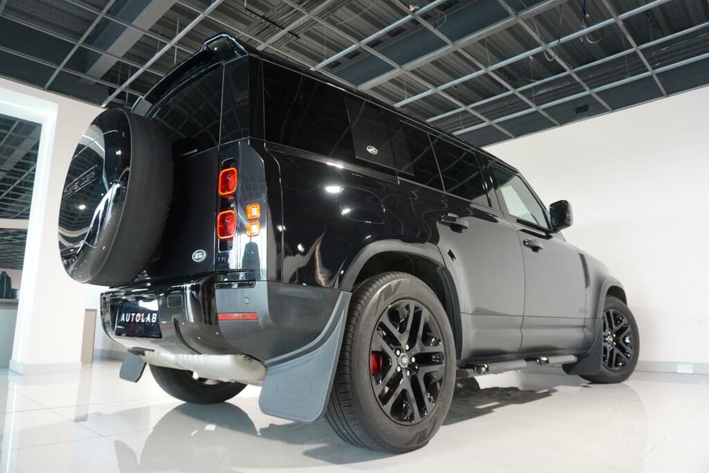 Land Rover Defender 110 X-dynamic S Grey #30