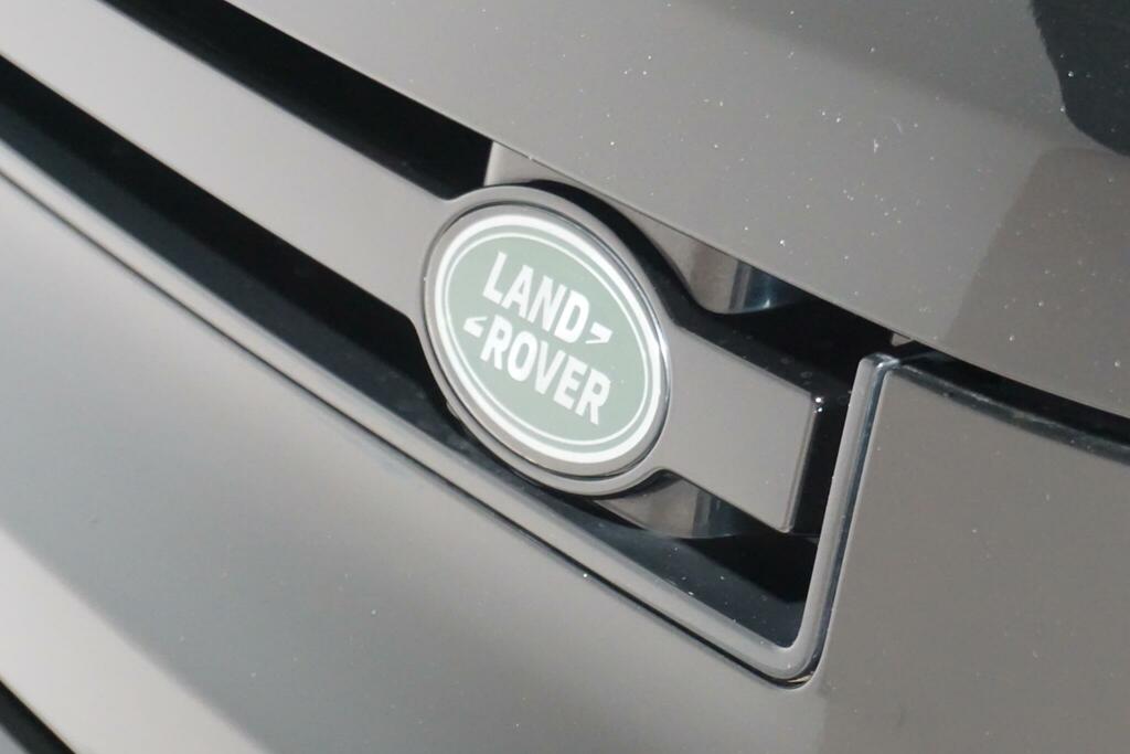 Land Rover Defender 110 X-dynamic S Grey #74