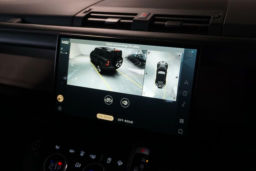 Land Rover Defender 110 X-dynamic S Grey #15
