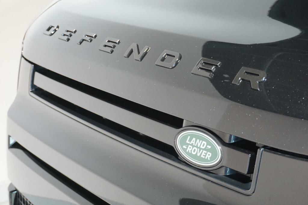Land Rover Defender 110 X-dynamic S Grey #73