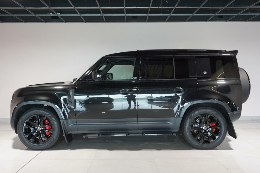 Land Rover Defender 110 X-dynamic S Grey #32
