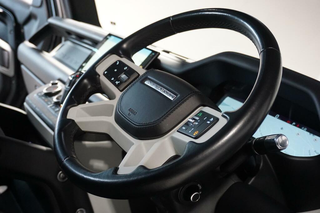 Land Rover Defender 110 X-dynamic S Grey #55