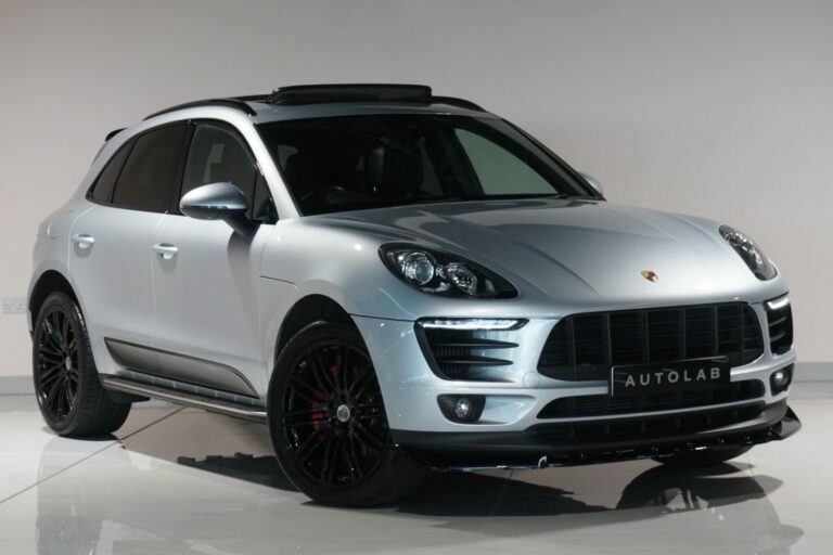 Porsche Macan 3.0 V6 S Silver