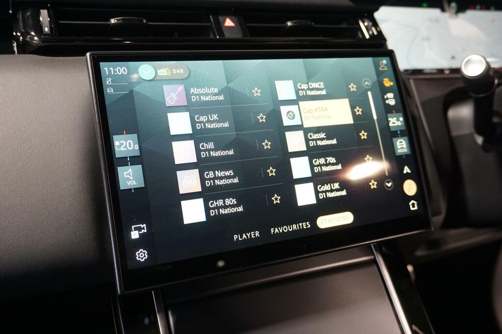 Land Rover Range Rover Velar Dynamic Se Blue #56