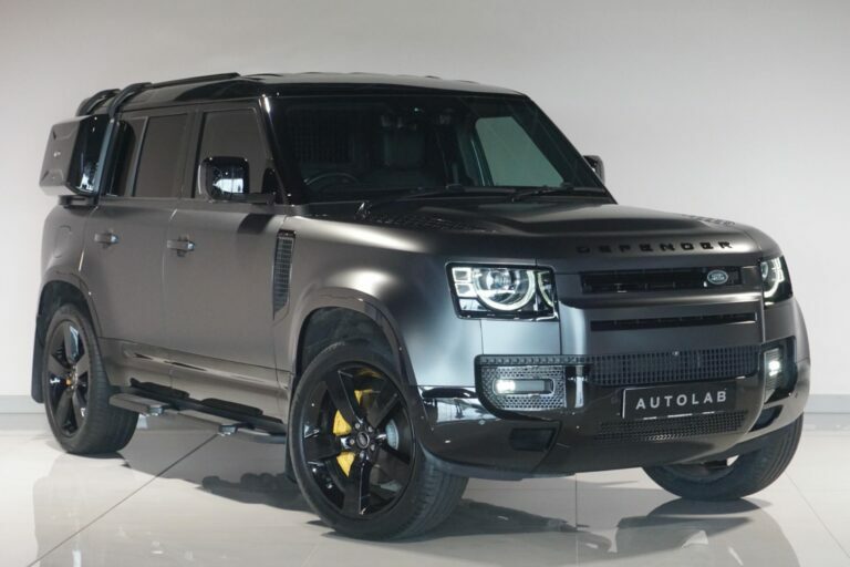 Land Rover Defender 110 3.0 D350 Mhev Grey