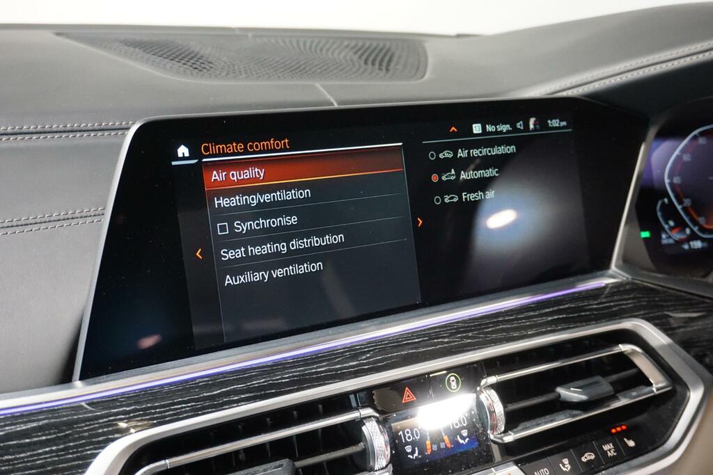 BMW X7 Xdrive40d Mht M Sport Step #75