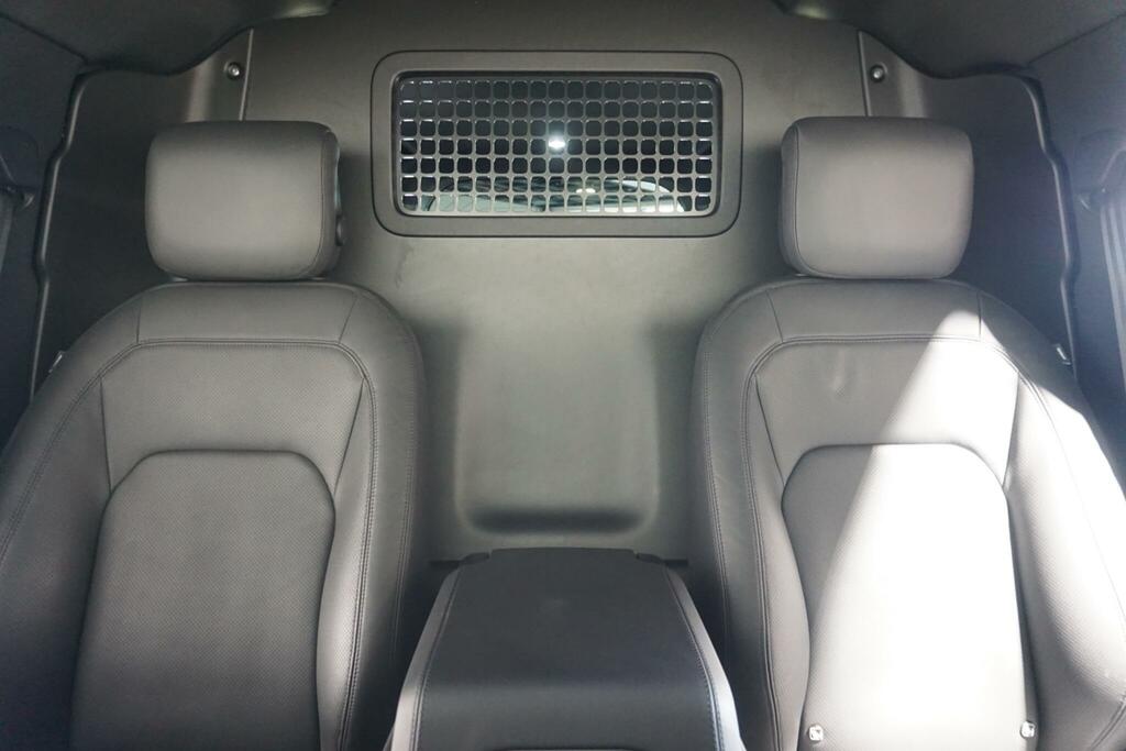 Land Rover Defender 110 3.0 D350 Mhev Grey #6
