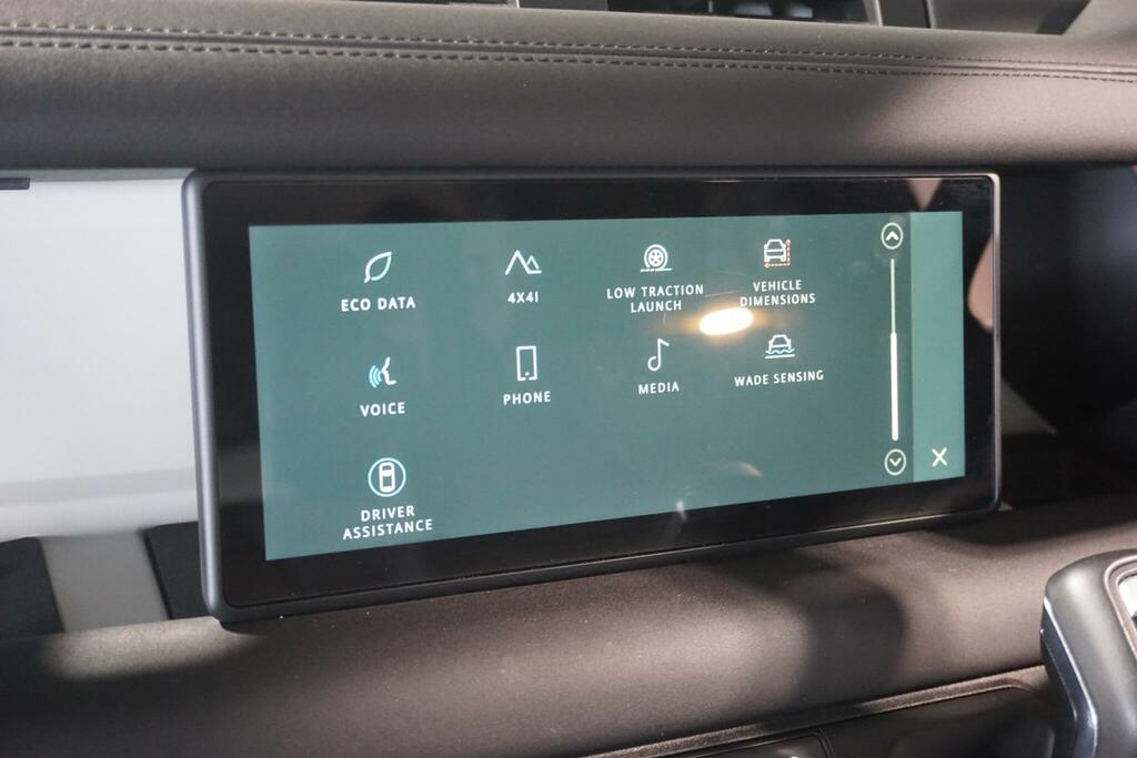 Land Rover Defender 110 X-dynamic Hse Black #61