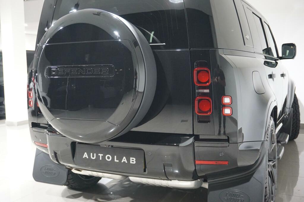 Land Rover Defender 110 X-dynamic Hse Black #65