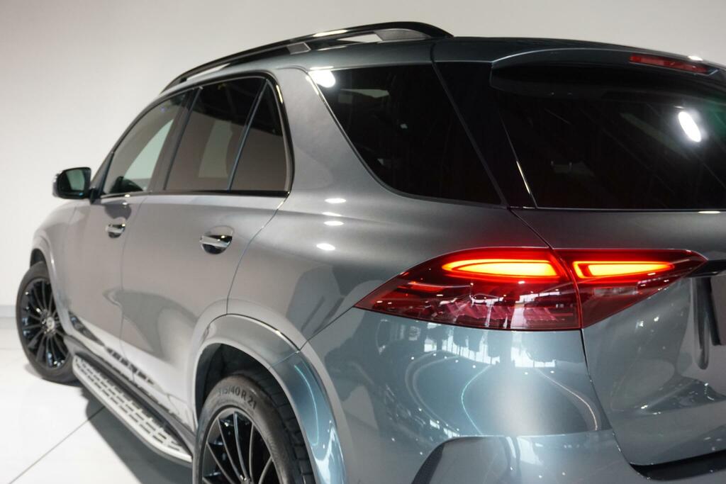 Mercedes-Benz GLE Class Gle 450 D 4Matic Black #53