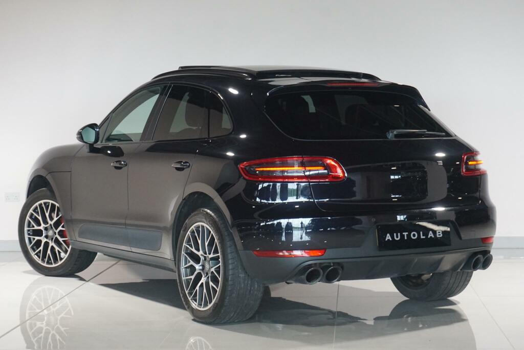Porsche Macan 2.0T Suv Black #3