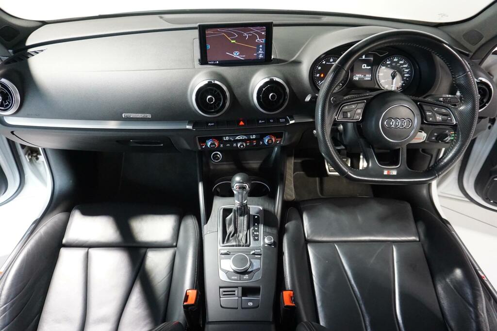 Audi S3 2.0 Tfsi Black White #6