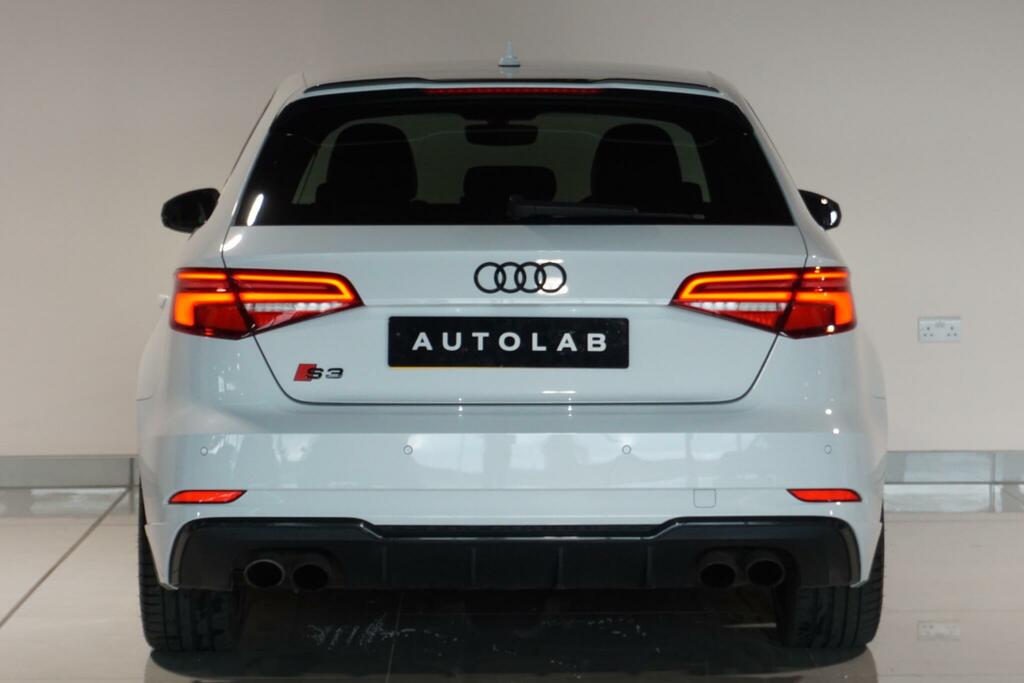 Audi S3 2.0 Tfsi Black White #5