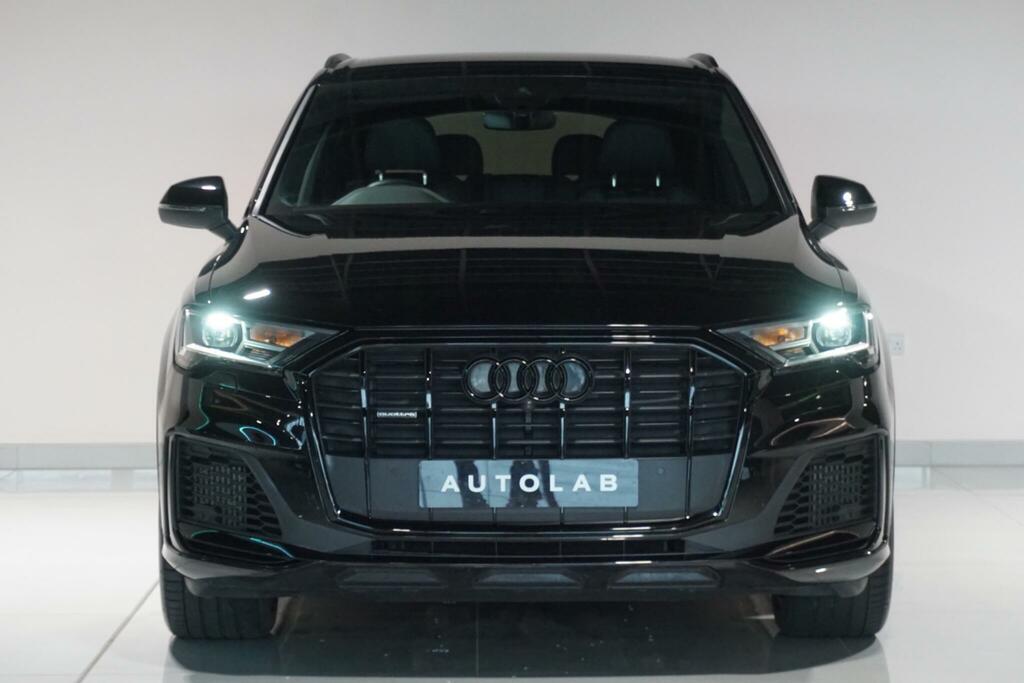 Audi Q7 3.0 Tfsi V6 Black #4