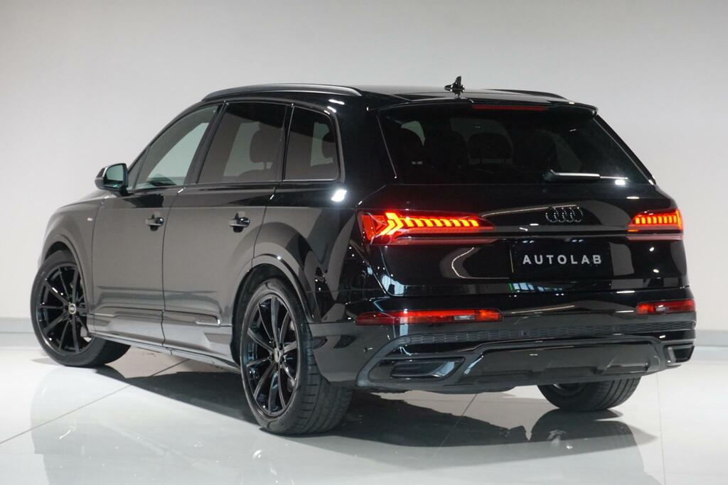 Audi Q7 3.0 Tfsi V6 Black #3