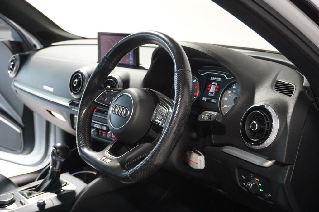 Audi S3 2.0 Tfsi Sportback S Tronic Quattro Black #9