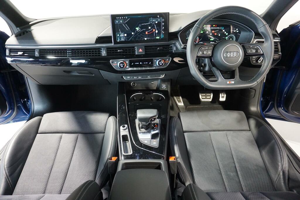 Audi A4 2.0 Tdi 40 Blue #6