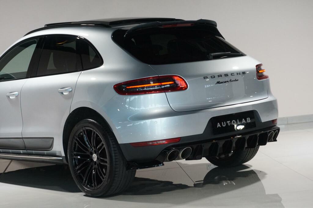 Porsche Macan Turbo Pdk Grey #37