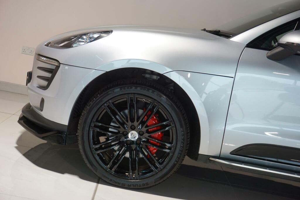 Porsche Macan Turbo Pdk Grey #44