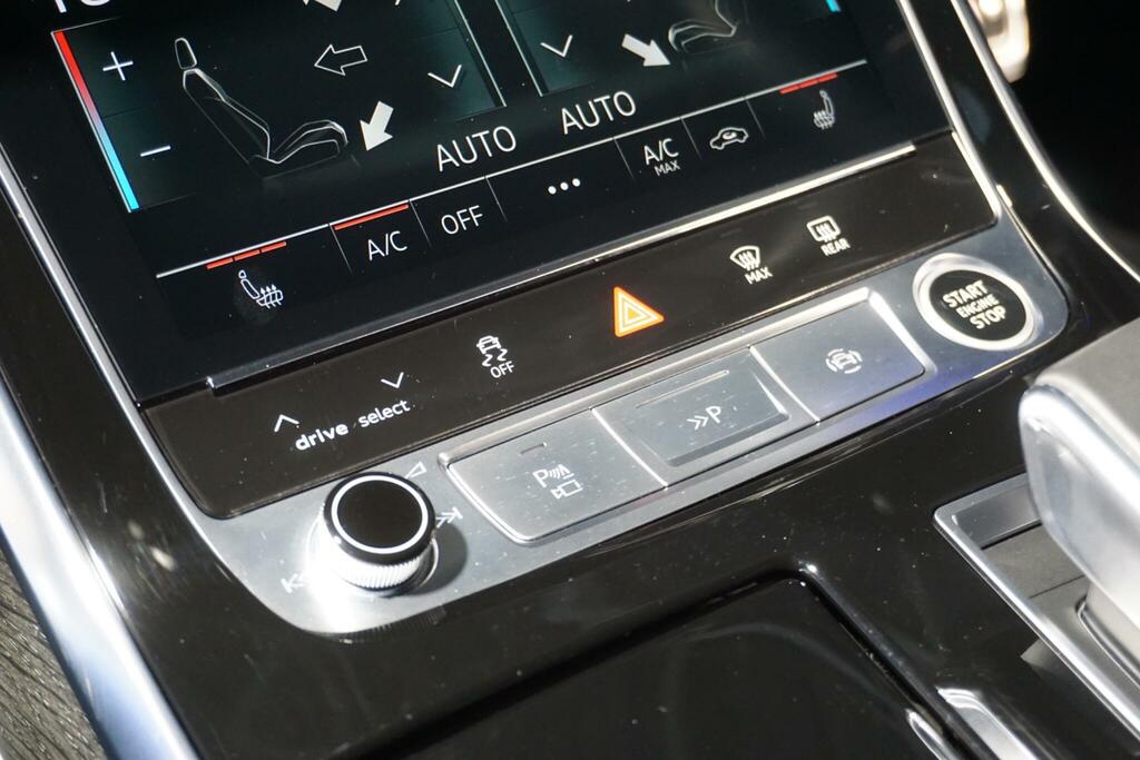 Audi Q8 55 Tfsi Quattro S Line Tiptronic Leather 202 Black #63