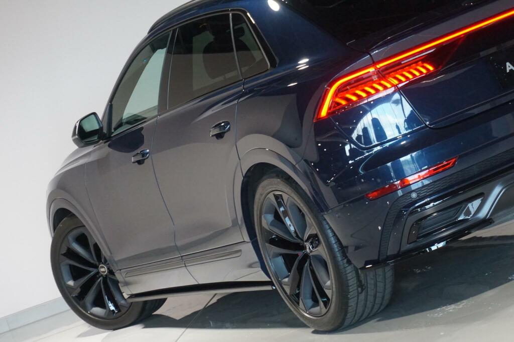 Audi Q8 55 Tfsi Quattro S Line Tiptronic Leather 202 Black #40