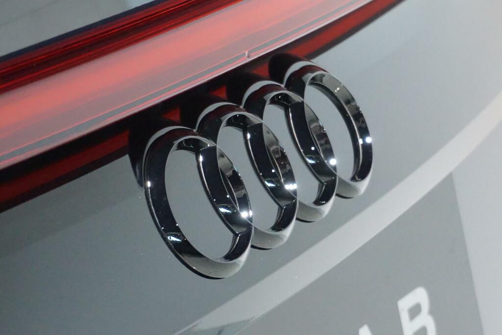 Audi Q8 55 Tfsi Quattro S Line Tiptronic Leather 202 Black #79